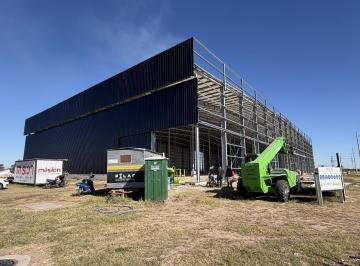 Bodega-Galpón · 4400m² · Galpón en Funes