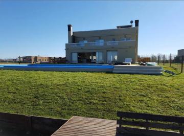 Casa · 262m² · 5 Ambientes · 5 Cocheras · Venta Casa San Sebastian - Cuan Propiedades