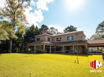 Casa de 6 ambientes, Esteban Echeverría · Casa - en Saint Thomas Norte