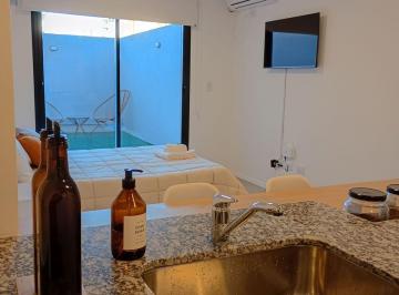 Departamento de 1 ambiente, Rosario · Monoambiente Bbz con Patio y Amenities Opcion Amoblado. Alta Rentabilidad. Cerca Pellegrini