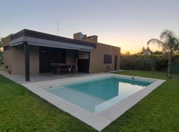 Casa · 2 Ambientes · Alquiler Temporario - Vacaciones en Funes