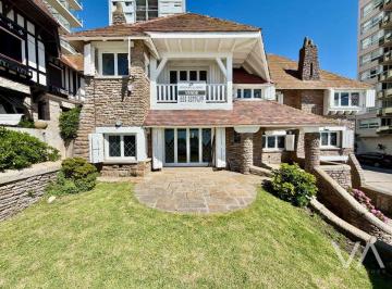 Casa de 5 ambientes, Mar del Plata · Emblemático Chalet de Patrimonico Histórico con Vista Al Mar. Varese.