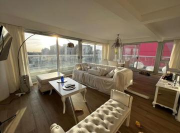 Departamento · 18m² · 4 Ambientes · 1 Cochera · Departamento en Venta Ubicado en Olivos, Vicente López, G. B. a. Zona Norte