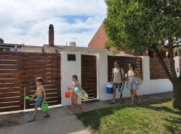 Casa · Casa en Venta en Santa Clara del Mar