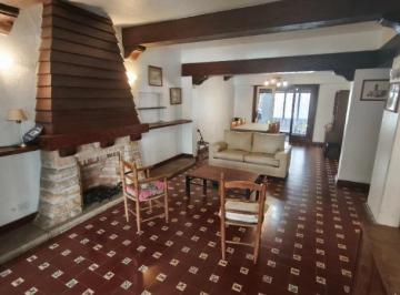 Imagen1 · Chalet de 6 Ambientes - Corazon de Plaza Mitre