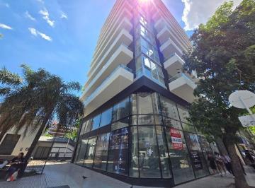 Local comercial · 359m² · Local a Estrenar en 3 Niveles