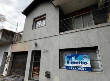 Casa · 150m² · 6 Ambientes · 1 Cochera · Casa en Mart. - Santa Fe/fleming Nuevo Precio!