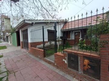 PH · 123m² · 4 Ambientes · 1 Cochera · Venta Dos PH 2 y 3 Ambientes a Reciclar en Pompeya. Venta en Block
