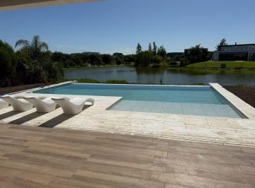 Casa · 287m² · 6 Ambientes · 2 Cocheras · Venta | Casa a La Laguna en El Cantón Norte | 5 Dorm Pileta Dependencia | Vista Abierta Al Agua