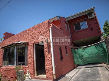 Casa · 150m² · 4 Ambientes · 1 Cochera · Casa en Venta en de Vicenzo Grande, del Viso, Pilar
