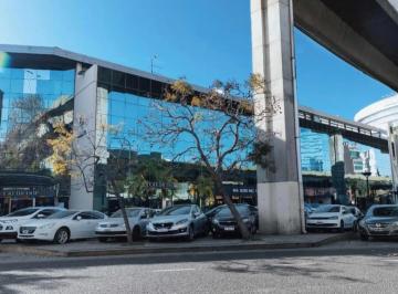Local comercial · 240m² · 1 Cochera · Local en Venta - Puerto Madero