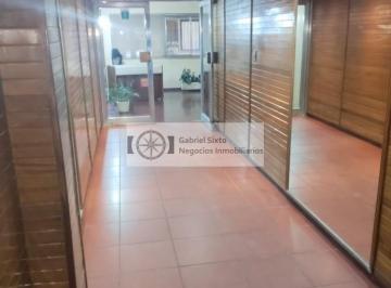 Oficina comercial · 65m² · 5 Ambientes · Alquiler Oficina Calle Rivadavia y 9 de Julio, Impecable - 2 Privados - Rececpcion y Kichinette - S