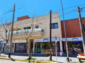 Local comercial · 33m² · Local en Venta en Villa Ballester - Esquina - Frente a Hospital Marengo