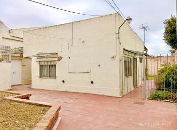 Casa 394m² Venta Turdera · Casa Tipo Departamento PH + Salón Independiente Uso Residencial o Comercial Turd