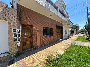 PH · 60m² · 3 Ambientes · Venta PH 3 Ambientes en Sarandi - Avellaneda