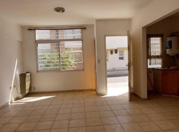 Casa en Venta de 3 ambientes Cumelen · L&m:vende: Dúplex 2 D C/cochera, j. B. justo Al 1500,nqn.
