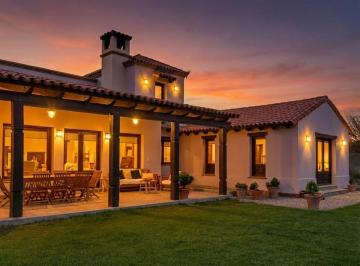 Casa de 6 ambientes, Cafayate · Casa Granada, Vida Interior y Exterior, Magnificas Vistas de Los Andes. La Estancia de Cafayate.