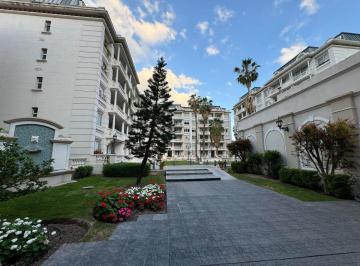 Departamento de 5 ambientes, Ciudad de Mendoza · Vendo Departamento con Piscina y Sum Usd 120.000 Planta Baja