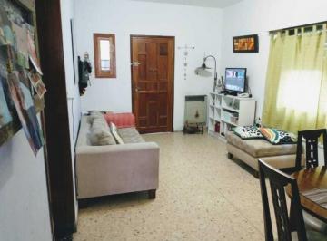 Departamento · 58m² · 3 Ambientes · Venta Depto Al Frente 3 Amb. San Patricio N° 780, Temperley