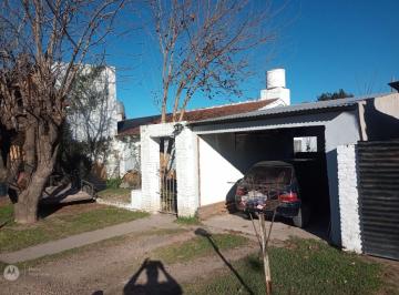 Casa · 80m² · 3 Ambientes · 1 Cochera · Casa en Venta - 2 Dorm. 1 Baño - Cochera - 286 m² - Carmen de Areco