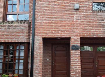 Casa de 4 ambientes, Mar del Plata · Chalet en Parque Luro (Llas Farolas)