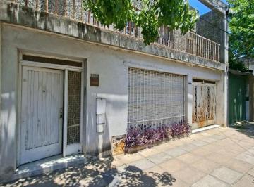 Casa · 236m² · 6 Ambientes · 4 Cocheras · Casa en Santa Fe