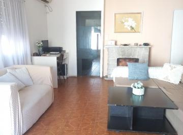 Casa de 5 ambientes, Moreno · Casa 5 Ambientes en Moreno Centro – Dueño Directo