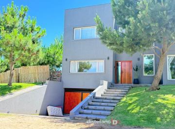 DIT-DT1-6311_2 · Casa 7 Dorm.. | Delfos