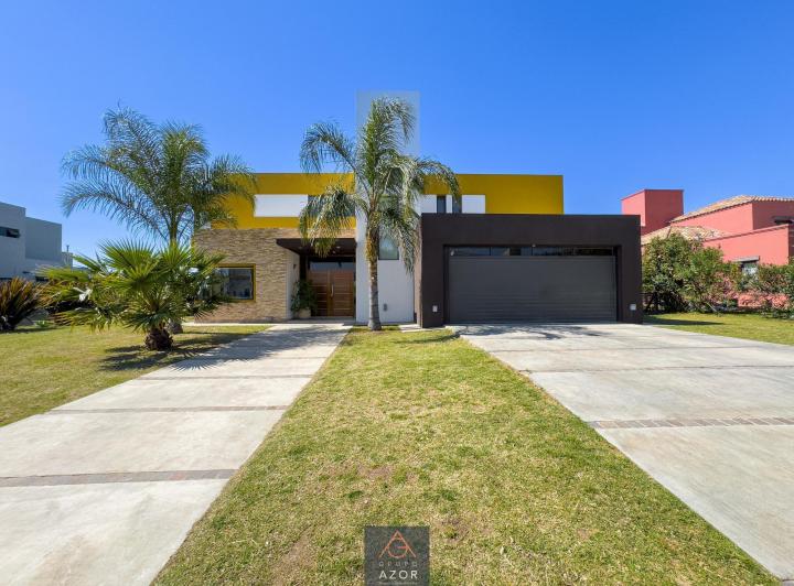 Casa · 400m² · 10 Ambientes