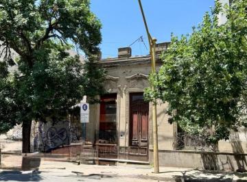 Casa · 122m² · 5 Ambientes · Casa en Venta en Santa Fe