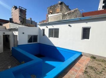 Casa de 3 ambientes, San Miguel de Tucumán · Casa en PH en Alquiler – Barrio Sur | a m del Microcentro