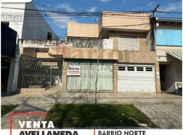 Casa · 154m² · 3 Dormitorios · 1 Cochera · Venta Casa con Salón en Zona Céntrica de La Ciudad de Avellaneda