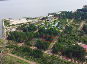 Terreno · 2770m² · Venta - Terreno - Carmelo - Casa Chic - Barrio Medanos de Punta Gorda