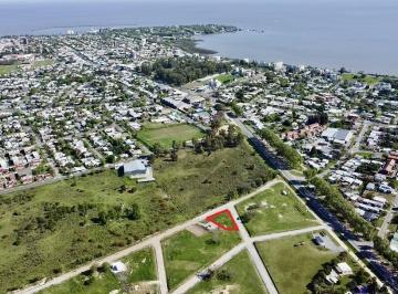 Terreno · 522m² · Colonia - Venta de Terreno de 522 m² en Esquina con Saneamiento