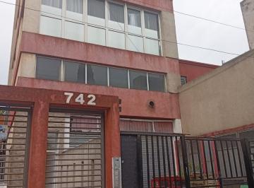 Oficina comercial · 84m² · 4 Ambientes · Departamento en Muñiz