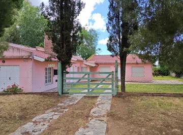 Casa de 8 ambientes, Bahía Blanca · Casa en Alquiler en Barrio Parque Patagonia