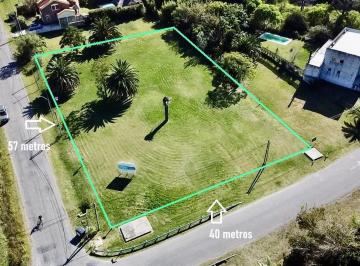 Terreno · 2300m² · Colonia - Venta Amplio Terreno de 2300 m² a m de Rambla Costanera
