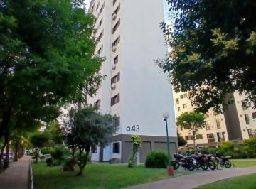 Departamento de 3 ambientes, Avellaneda · Venta - Departamento - 3 Ambientes - Pb - Barrio Semi - Cerrado