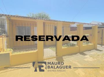 Casa · 80m² · 4 Ambientes · 2 Cocheras · Casa 3 Dorm. en Ciudad Evita Apta Crédito, Posible Financiación por Propietario.