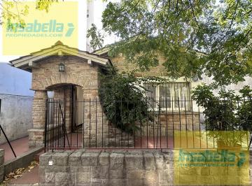 Oficina comercial · 4 Ambientes · 1 Cochera · Oficina en Plaza Mitre