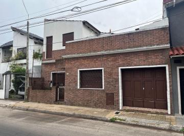 Casa de 3 ambientes, Morón · Casa en Lote Propio a 4 Cuadras de Estacion Ramos Mejia