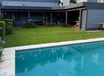 Casa · 96m² · 4 Ambientes · Casa - Ricardone