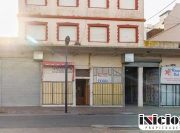 Local comercial , Mar de Ajó · Local en Alquiler: Yrigoyen N° 131 E/ Marano y Diag. Rivadavia - Mar de Ajo - Ac59
