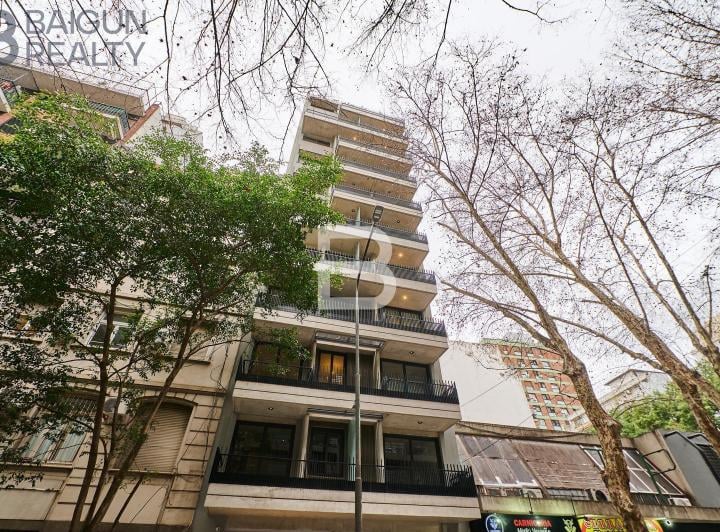 Desarrollo vertical · Ü