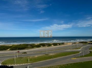 Foto1 · Apartamento en Venta de 3 Dorm. en Punta del Este, Playa Brava, Torre Nueva York, Vista Al