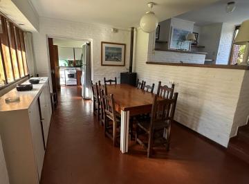 Casa · 140m² · 5 Ambientes · Casa en Alquiler Temporario 3 Dorm. Pinamar