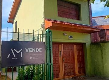PH · 91m² · 2 Ambientes · 1 Cochera · Dpto de 2 Ambientes en PH con Parque - Divino Rostro