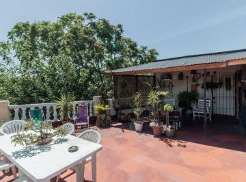 Casa de 7 ambientes, Flores · Casa de 7 Ambientes - Multifamiliar - Flores