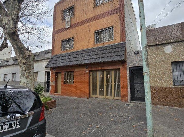 Departamento · 190m² · 5 Ambientes · 1 Cochera