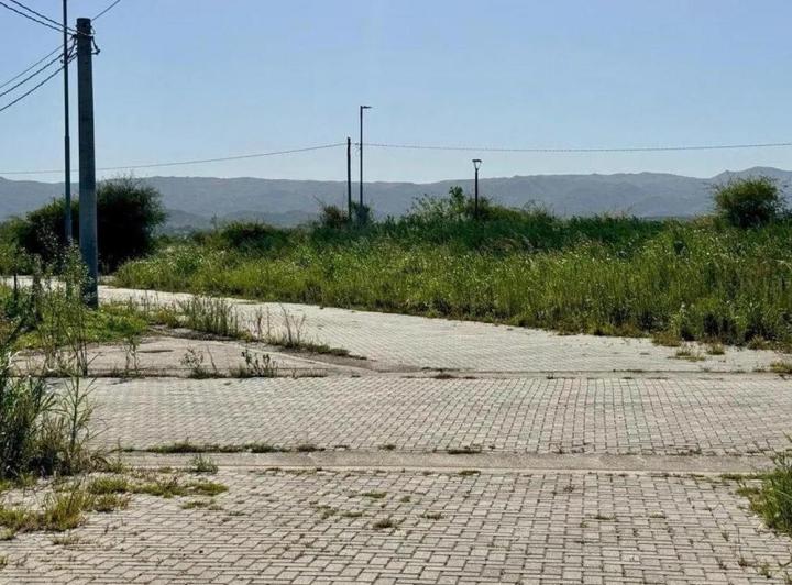 Terreno · 365m²